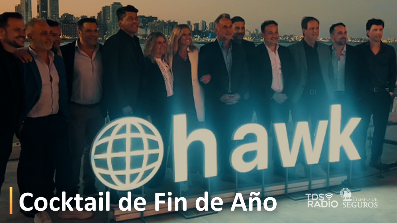 En la noche del día Jueves estuvimos presentes en el Cocktail de Fin de Año de HAWK Group. El mismo se llevo a cabo en El Torreón del Monje de Mar del Plata, Sebastián Larrea junto a Stephanie Lincow fueron los anfitriones de la velada.
